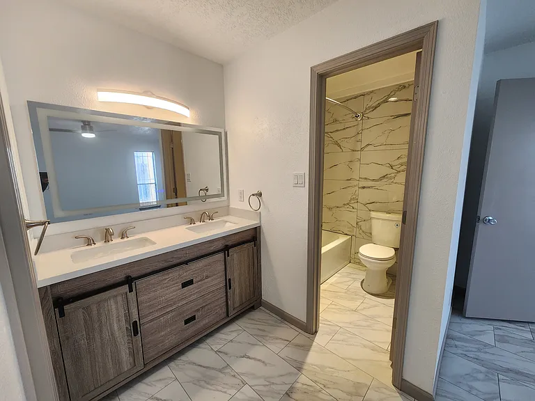 112 Canyon View Ct NE — Photo 10