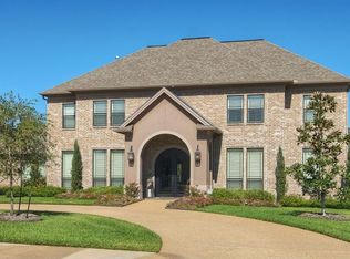 1119 Royal Adelade Dr, College Station, TX 77845