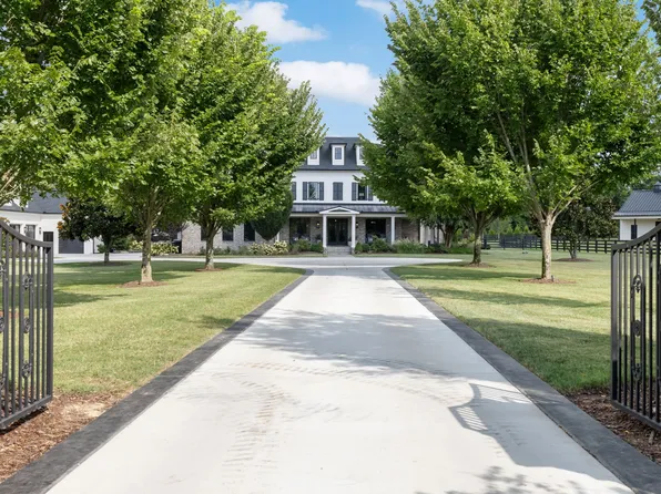 3301 Running Springs Ct, Franklin, TN 37064