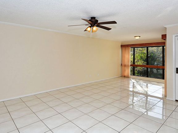 4th image of 825 S Osprey Ave APT 202
