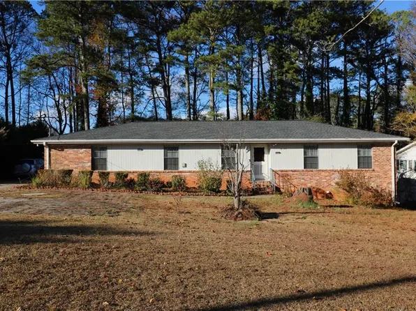 6191 Meadowbrook Dr, Norcross, GA 30093