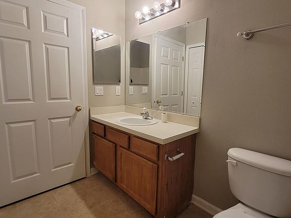 4th image of 6093 Maggies Cir Unit 105