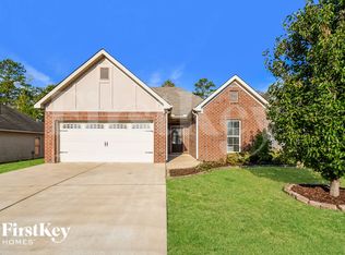 1114 Emerald Ridge Dr, Calera, AL 35040