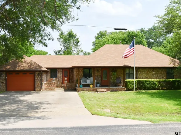 1107 Oak Grove Rd, Quitman, TX 75783