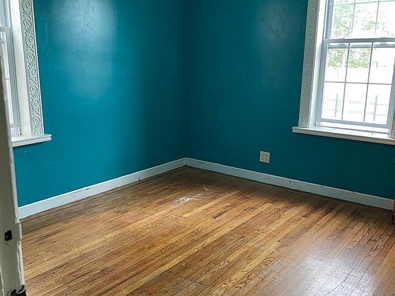 5th image of 510 Commonwealth Ave APT 1