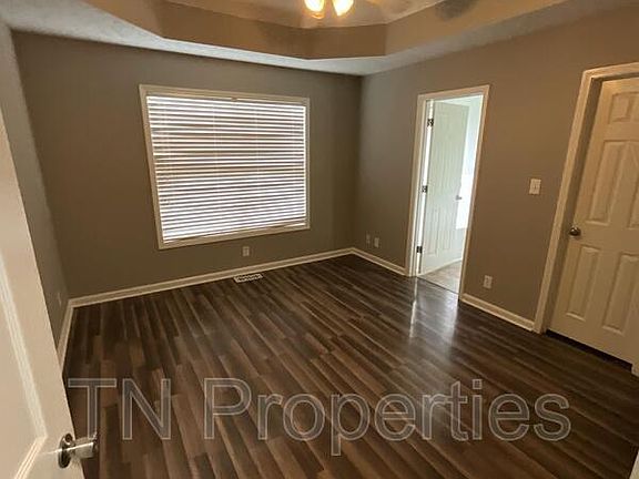 3rd image of 3760 Kendra Ct N