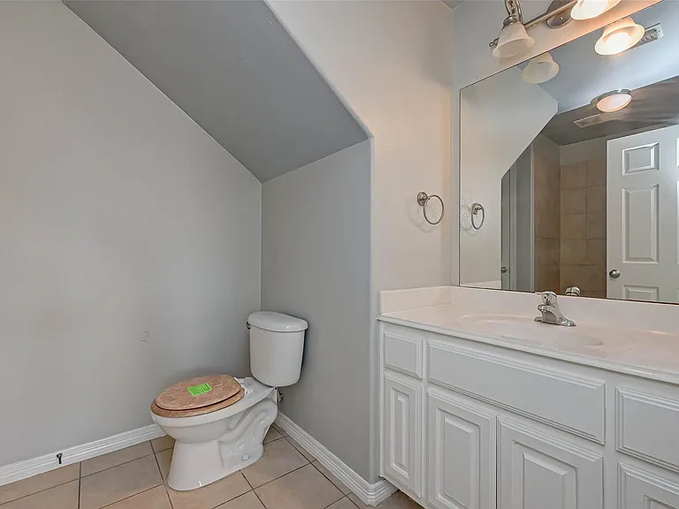 7816 Stoneyway Dr — Photo 12