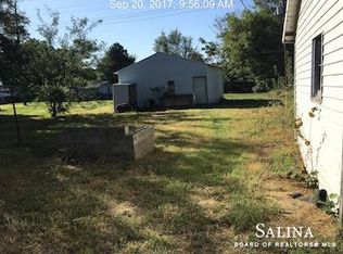 416 Cottage Ave, Abilene, KS 67410