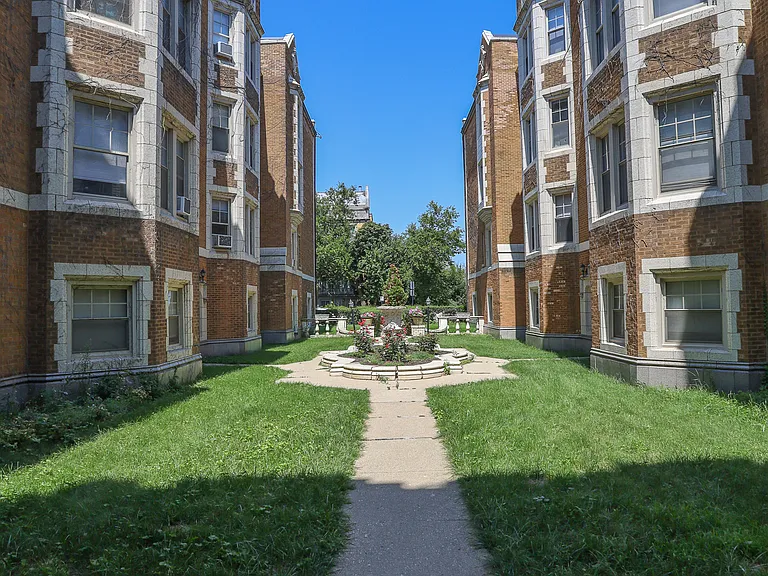 1039 W North Shore Ave #3E — Photo 13