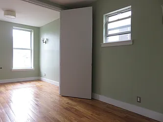 Rented by Rennit Inc.