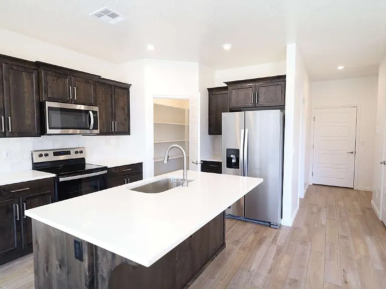 391 S Deep Creek Dr #391 S DEEP CREEK DR — Photo 5