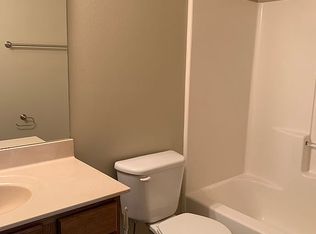 1334 W Sackett St, Springfield, MO 65807