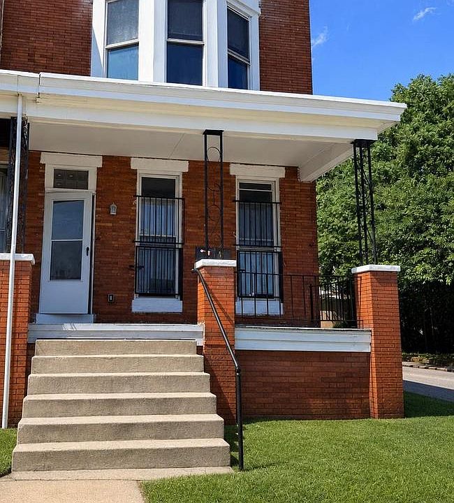 1st image of 2946 Presstman St