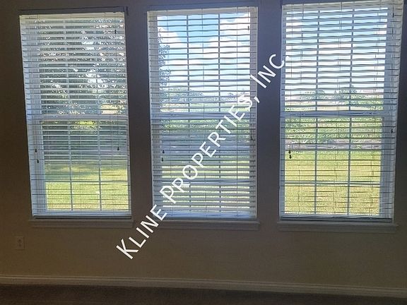 5th image of 15865 Gateshead Dr