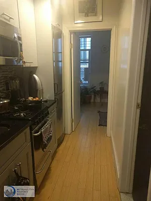 Rented by Metropolitan Property Group | media 28