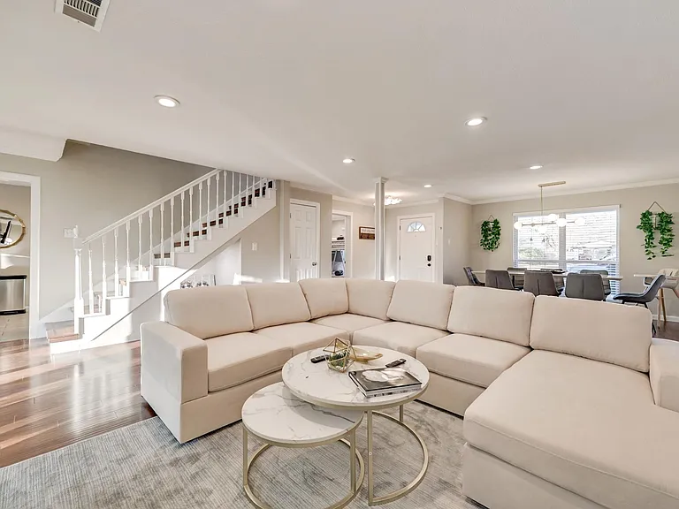 12221 Eunice St — Photo 47