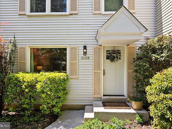 3rd image of 3138 Ellenwood Dr