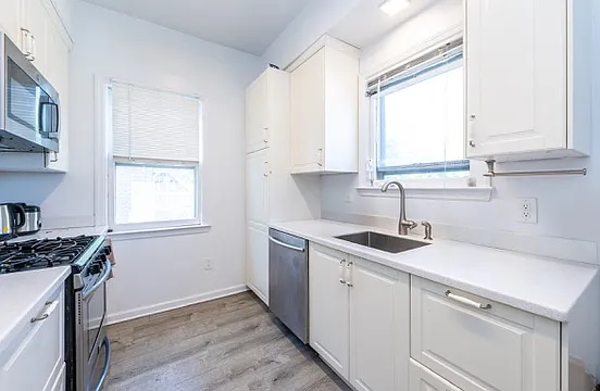 329 Academy St #A — Photo 7