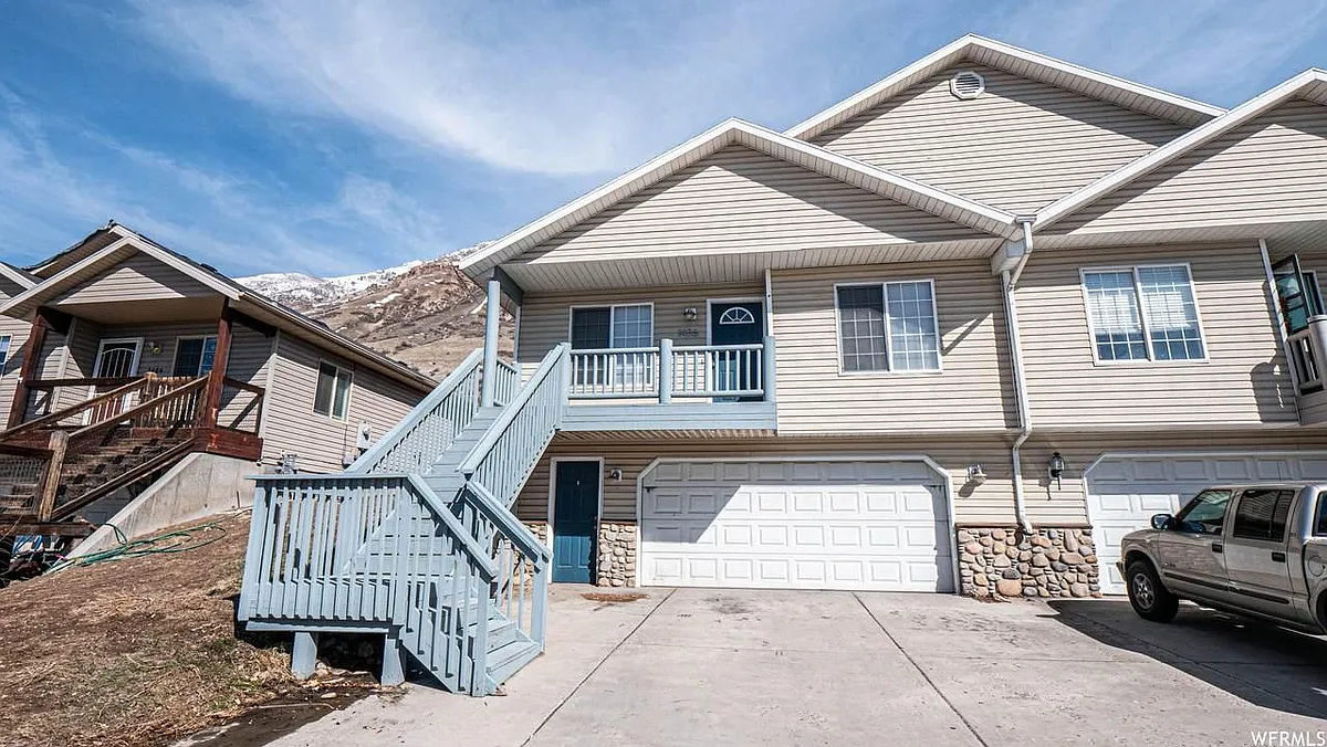 Building Photo - 1456 Spring Mountain Dr