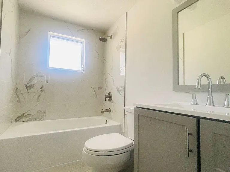 703 Gotts Rd — Photo 10