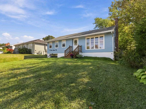 85 Mount Edward Rd, Dartmouth, NS B2W 3K7