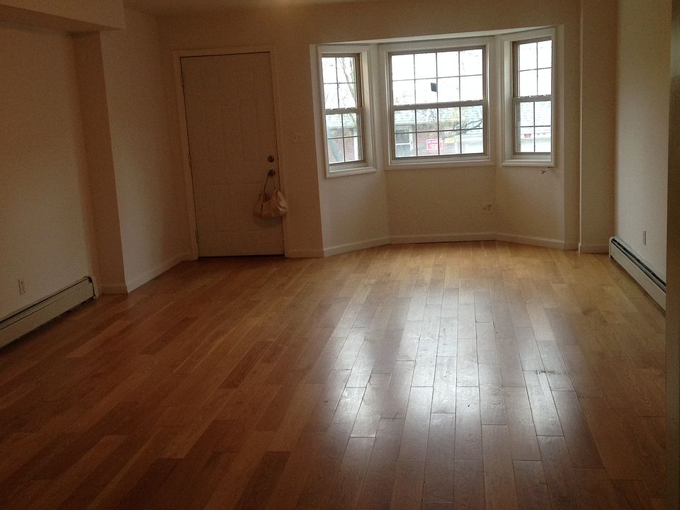 1st image of 8561 116th St #2