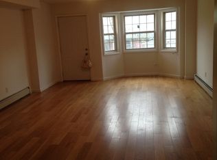 8561 116th St #2, Richmond Hill, NY 11418
