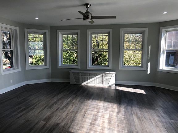 3rd image of 6412 N Seeley Ave #2