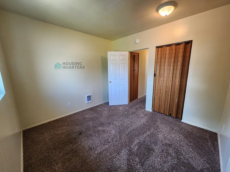 5222 N Regal St #F — Photo 11