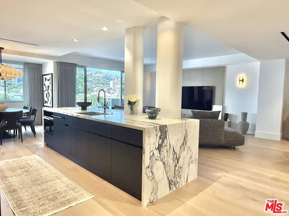 818 N Doheny Dr APT 901, West Hollywood, CA 90069