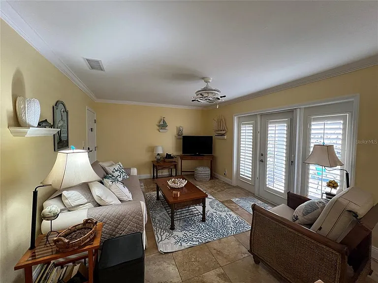 5164 Beach Dr SE #B — Photo 2