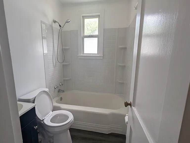 554 Overlook St — Photo 7