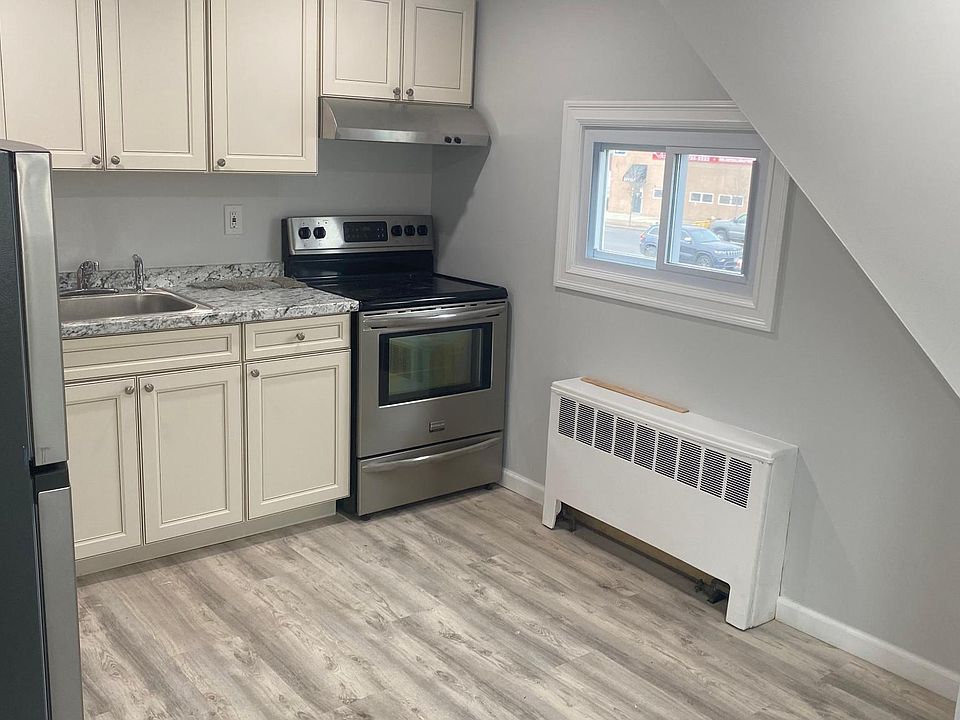 1st image of 57 Abbey Ln