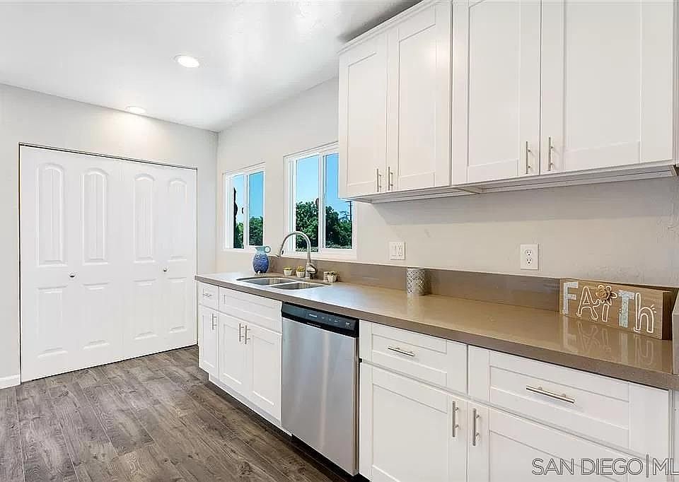 4117 Jamul Ave, San Diego, CA 92113 Zillow