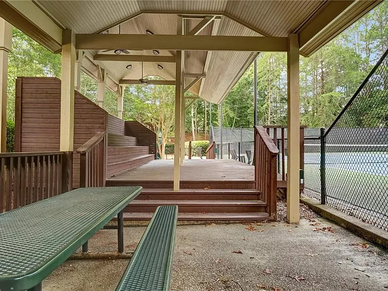 510 Jacaranda Ct — Photo 56