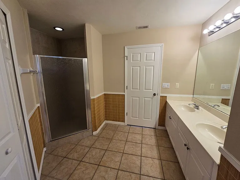 5309 Sands Blvd — Photo 13