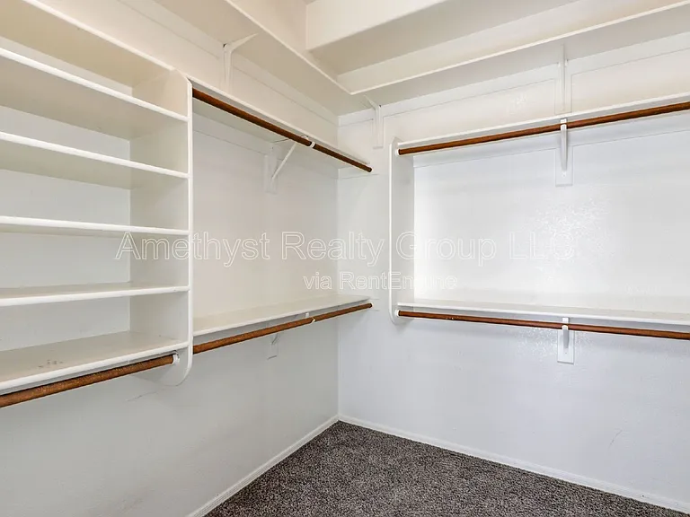 7017 W Greenbriar Dr — Photo 41