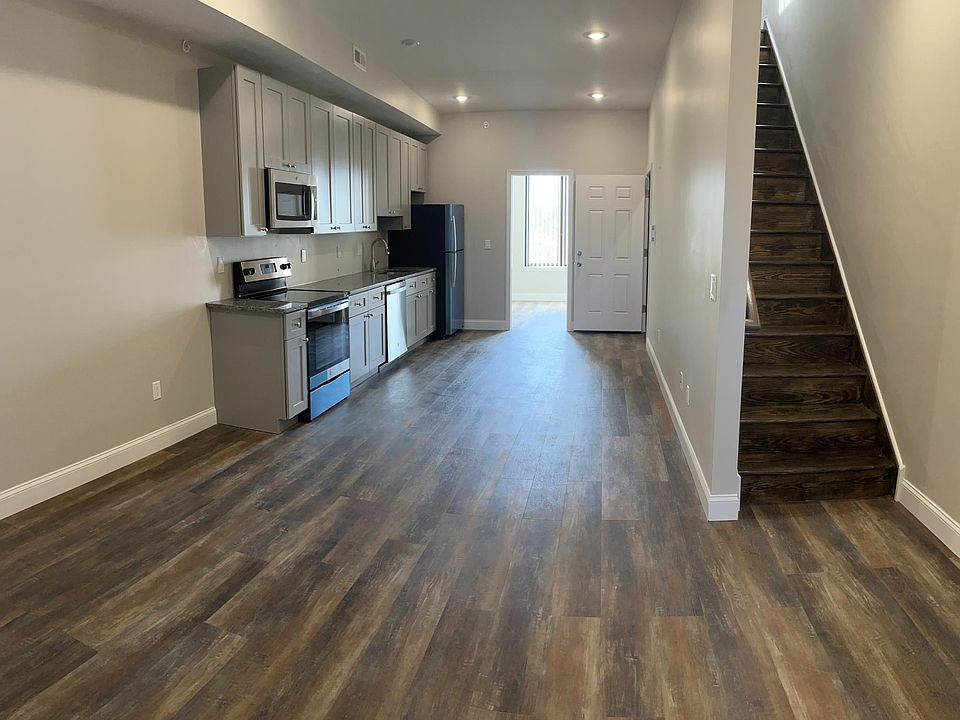 1st image of 3-1302 N 22nd St #3