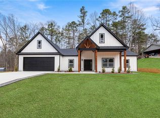 177 Summit Ridge Dr SE, Cartersville, GA 30120