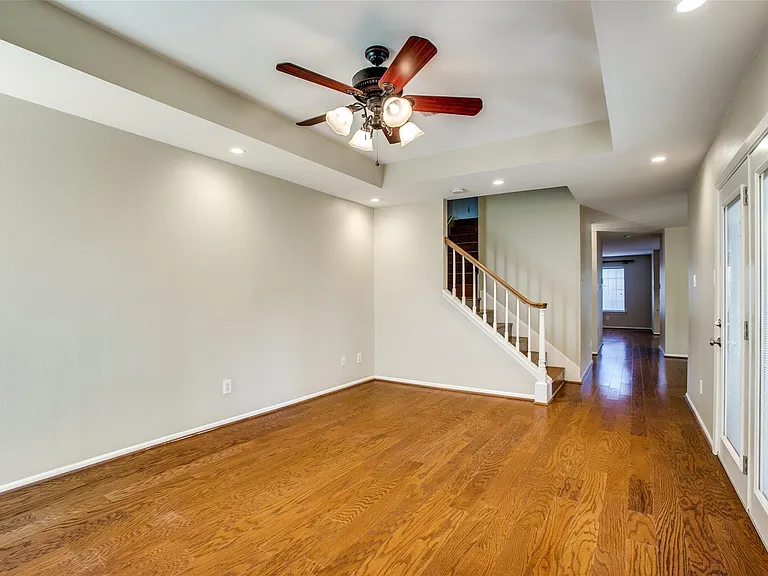 11658 Lakeside Park Dr #313 — Photo 11