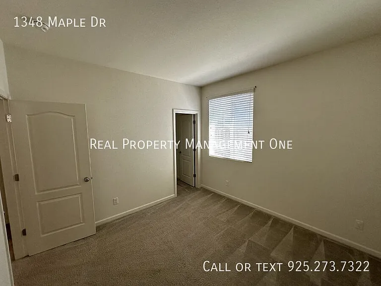 1348 Maple Dr — Photo 17