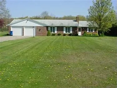 37920 Royalton Rd photo 1
