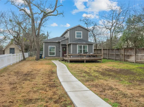 504 W Dexter Dr, College Station, TX 77840