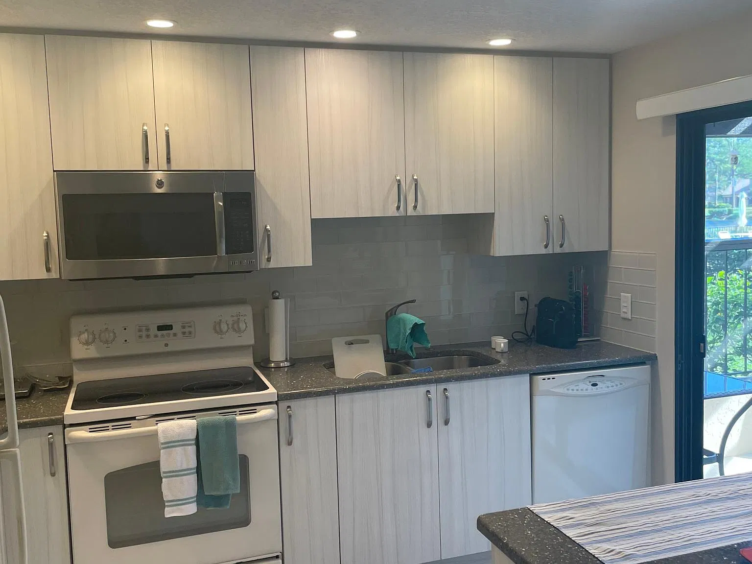 5257 Myrtle Wood — Photo 3