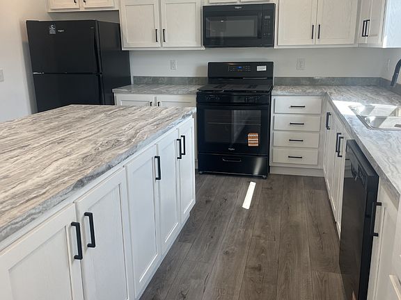 5th image of 24264 Redwood Dr #264