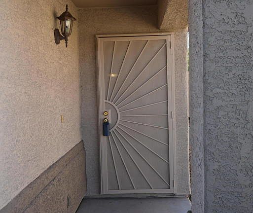 2nd image of 1581 N Placita Colonia De Oro