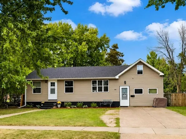 431 N 1st St, New Richmond, WI 54017
