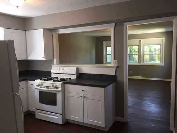 4th image of 1515 Highland Ave