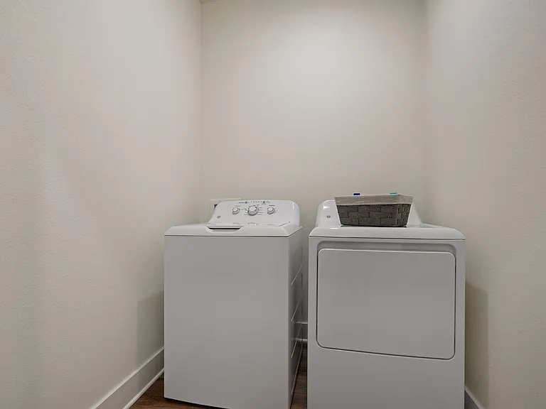 2713 SW Shackelton Ave #1 — Photo 12