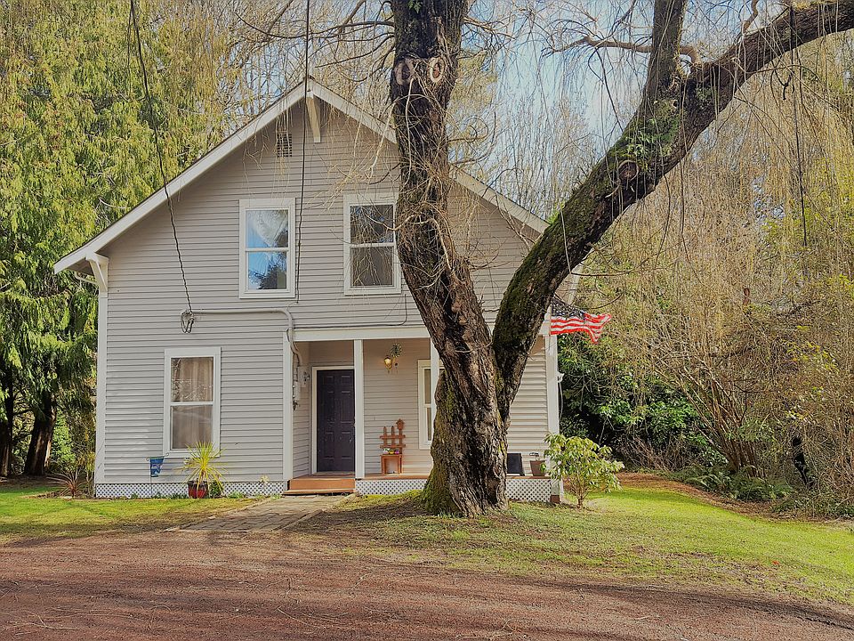 A cute farm house style home